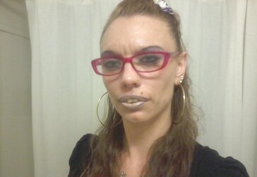 Bi-Otches online photos