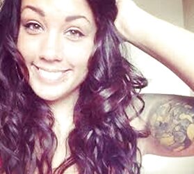 Bi-Otches online photos