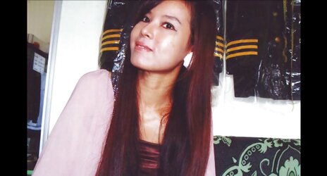 Leaked Asian air stewardess pictures!
