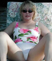 PUNY PHOTOS fetish voyeur undies D/s mature upskirt