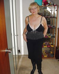 Cool granny 1.