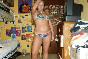 CHUBBY AMATEURS - SO BOINKING SUPREME II