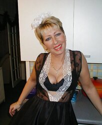 MORE PIX OF OUR FIREND UK LISA