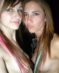 Stolen Pictures - 2 Girlfriends have a Session