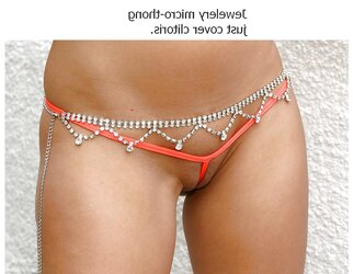 Recommanded swimsuits for the beach