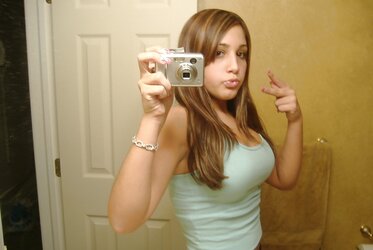 Chloes Super Hot Ladies