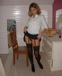 REAL GALS FROM AROUND THE WORLD - MONIQUE