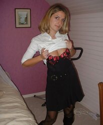 REAL GALS FROM AROUND THE WORLD - MONIQUE