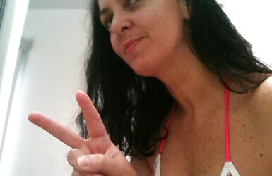 34 yrs old painter