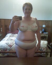 Moms selfpics