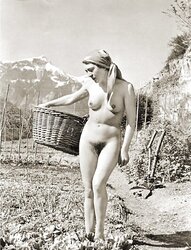 A Few Vintage Nudist Gals That Truly Turn Me On (five)