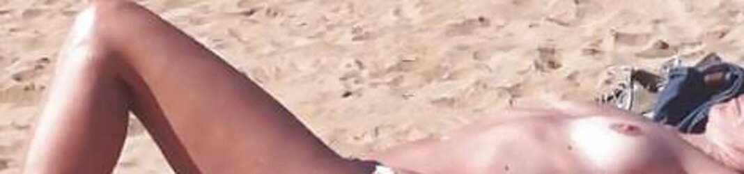 Tetas de todo tipo en la playa
