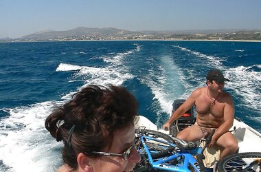 Nackt in Kreta u.a.