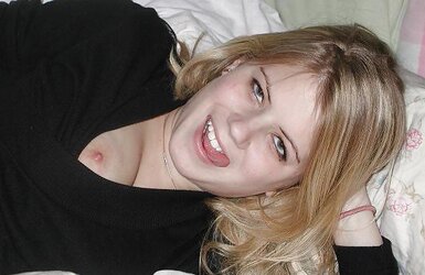 LIGHT-HAIRED CRAZY DAME