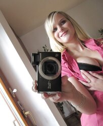 Bombshells selfpics
