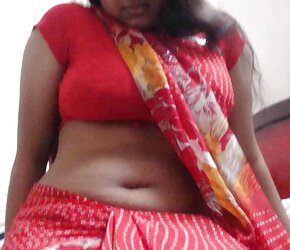 Desi Milktank Aunts