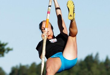 Sport #rec cooch groin upskirt camel toes Gall