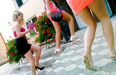 Upskirts-Stunners