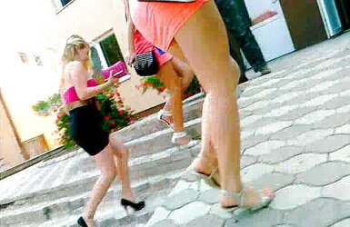 Upskirts-Stunners