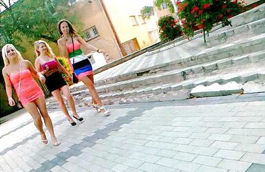 Upskirts-Stunners