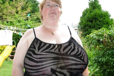 Without Bra 16.