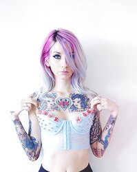 Remarkable chicks with Tats
