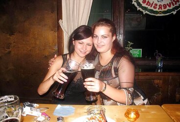 RUSSIAN FLEDGLING GALS I