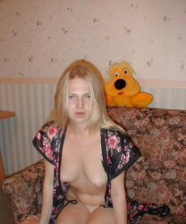 RUSSIAN FLEDGLING GALS I