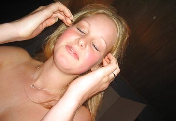 The Platinum-Blonde Nextdoor