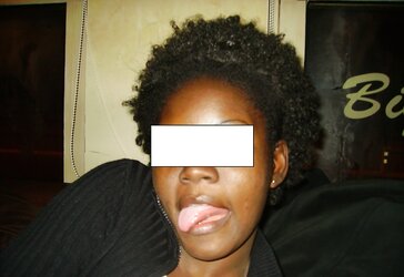 Ebony adultere La Comtesse Simplement