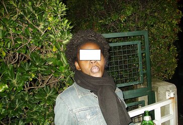 Ebony adultere La Comtesse Simplement