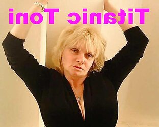 Webtastic Off The Hook: Tintanic Toni Kessering