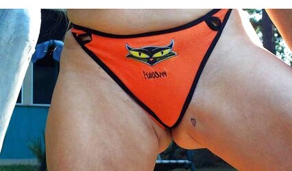 Daisy dukes immense ass mature