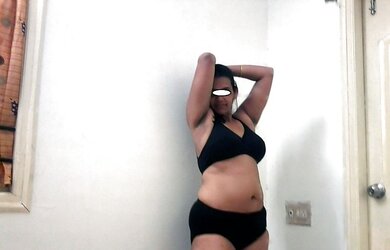 Indian inexperienced Mature let you take some photos for 20$