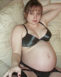 Gorgeous Pregnant Stretches Honeypot