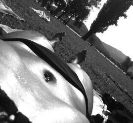 Juicy views for me (AMYKISS-BEVY)