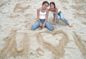 Teenagers with super-steamy figures