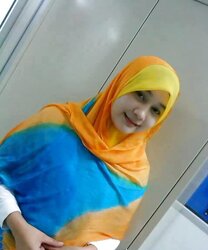 Lil' Hijab Hottie