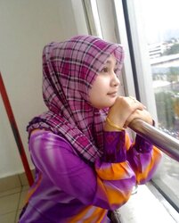 Lil' Hijab Hottie