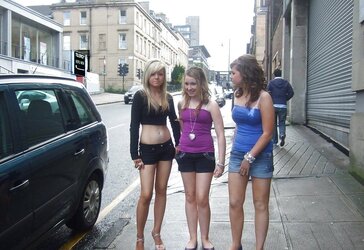Fledgling posing on the street