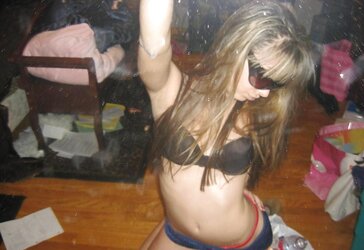 College teenager selfshots