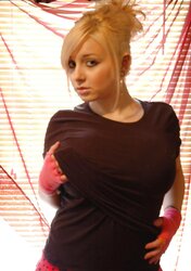 Suesser blonder Inexperienced