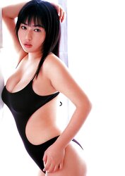 Japanese Swimsuit Honeys-Nonami Takizawa (1)