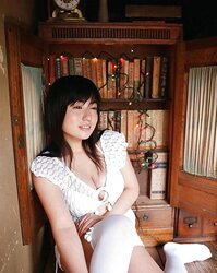 Japanese Swimsuit Honeys-Nonami Takizawa (1)