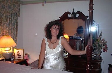 Mature UK bi-atch