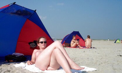 Posing Amateurs (1)
