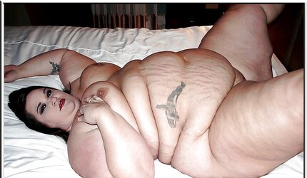PLUMPER queen