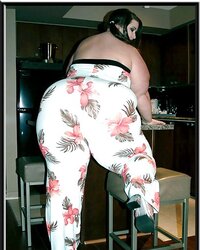 PLUMPER queen