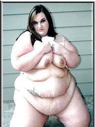 PLUMPER queen