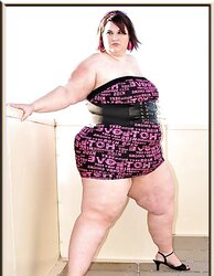 PLUMPER queen